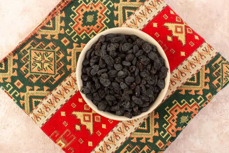 مویز فخری گوشتی + بافت درشت و طبیعی